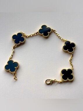 Alhambra Style Gold and Black Onyx 5 Clover Bracelet